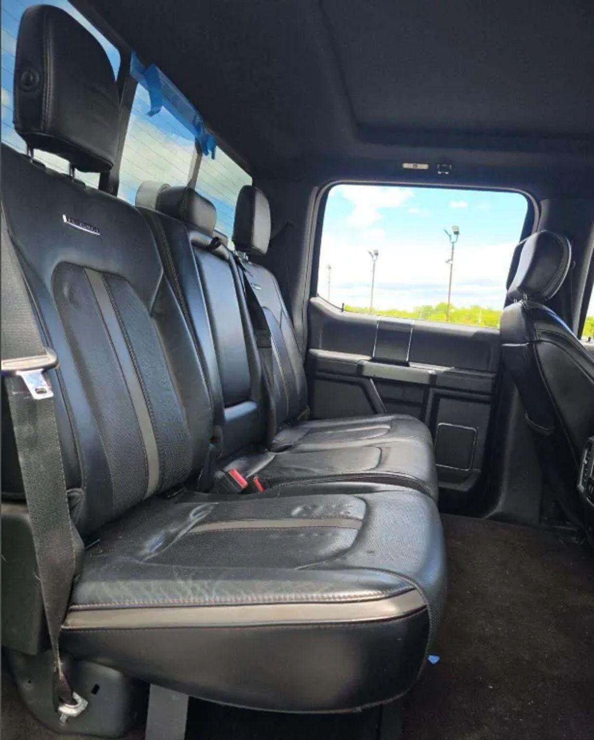 Ford F-350 SD Lariat Crew Cab Long Bed DRW 4WD 2018