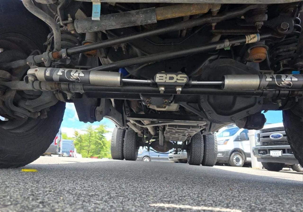 Ford F-350 SD Lariat Crew Cab Long Bed DRW 4WD 2018