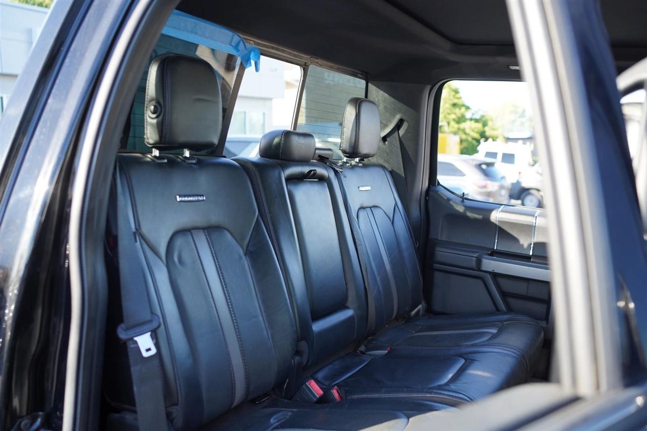 Ford F-350 SD Lariat Crew Cab Long Bed DRW 4WD 2018
