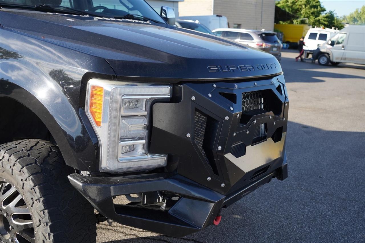 Ford F-350 SD Lariat Crew Cab Long Bed DRW 4WD 2018