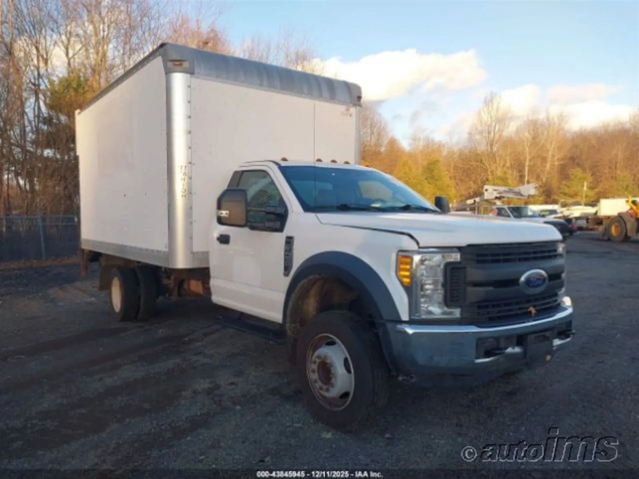 Ford F-450 SD Regular Cab DRW 2WD 2017