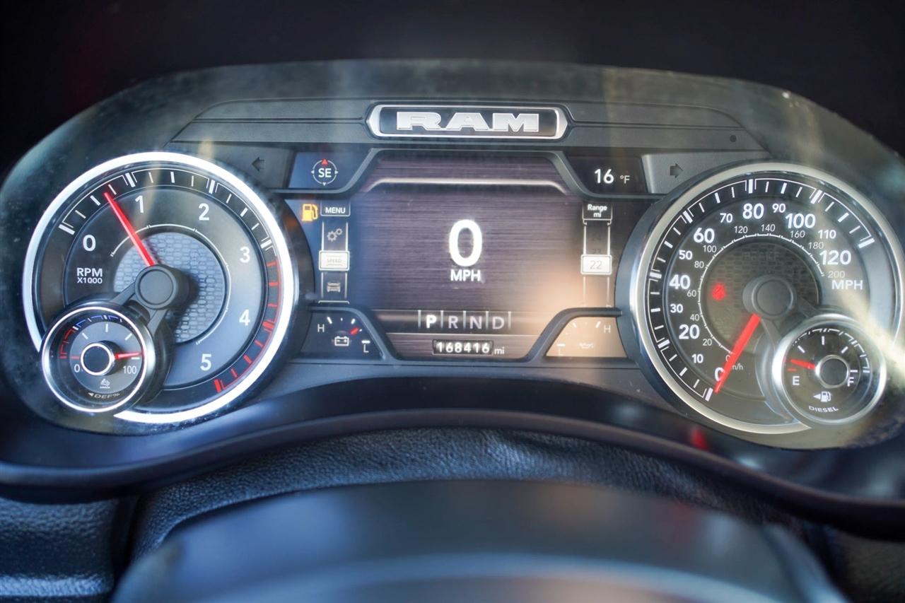 RAM 3500 Tradesman Crew Cab 4WD DRW 2022