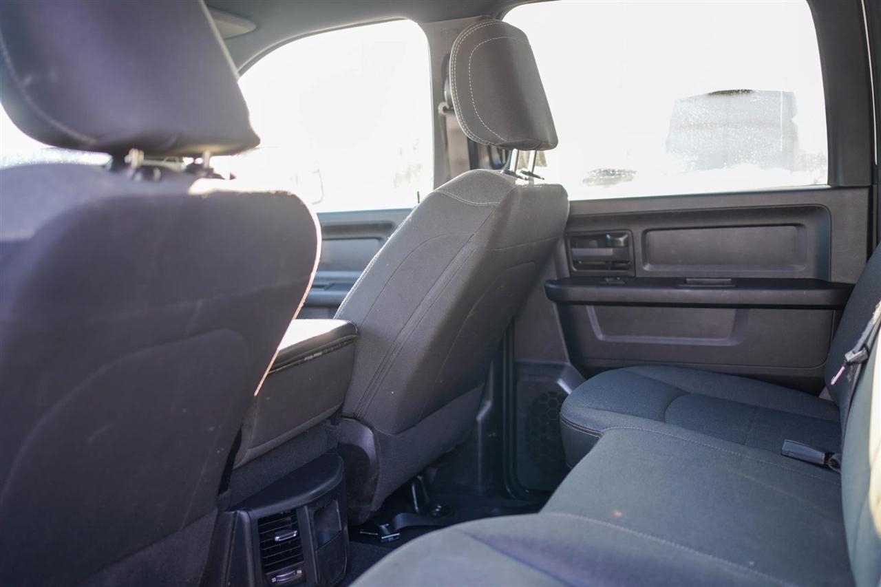 RAM 3500 Tradesman Crew Cab 4WD DRW 2022