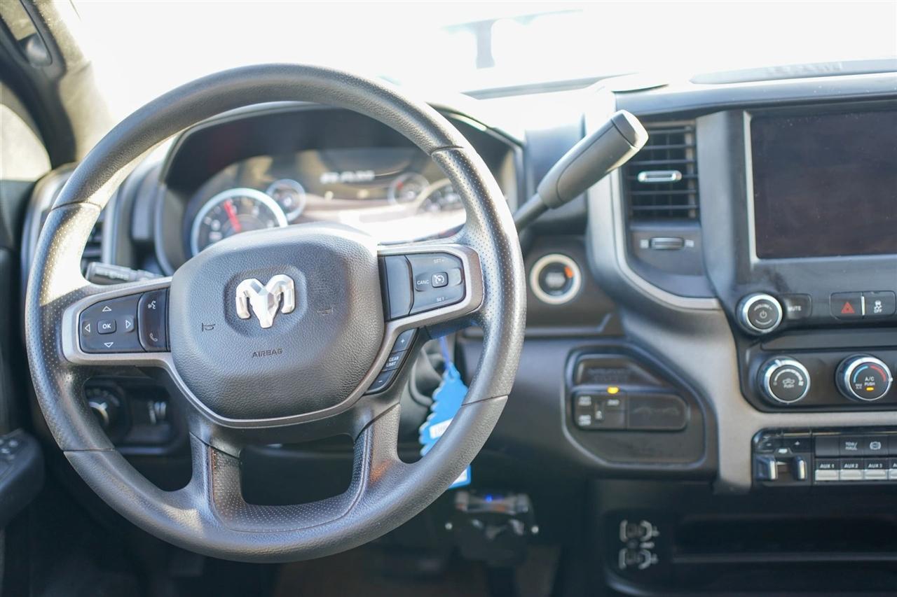 RAM 2500 Tradesman Crew Cab SWB 4WD 2024