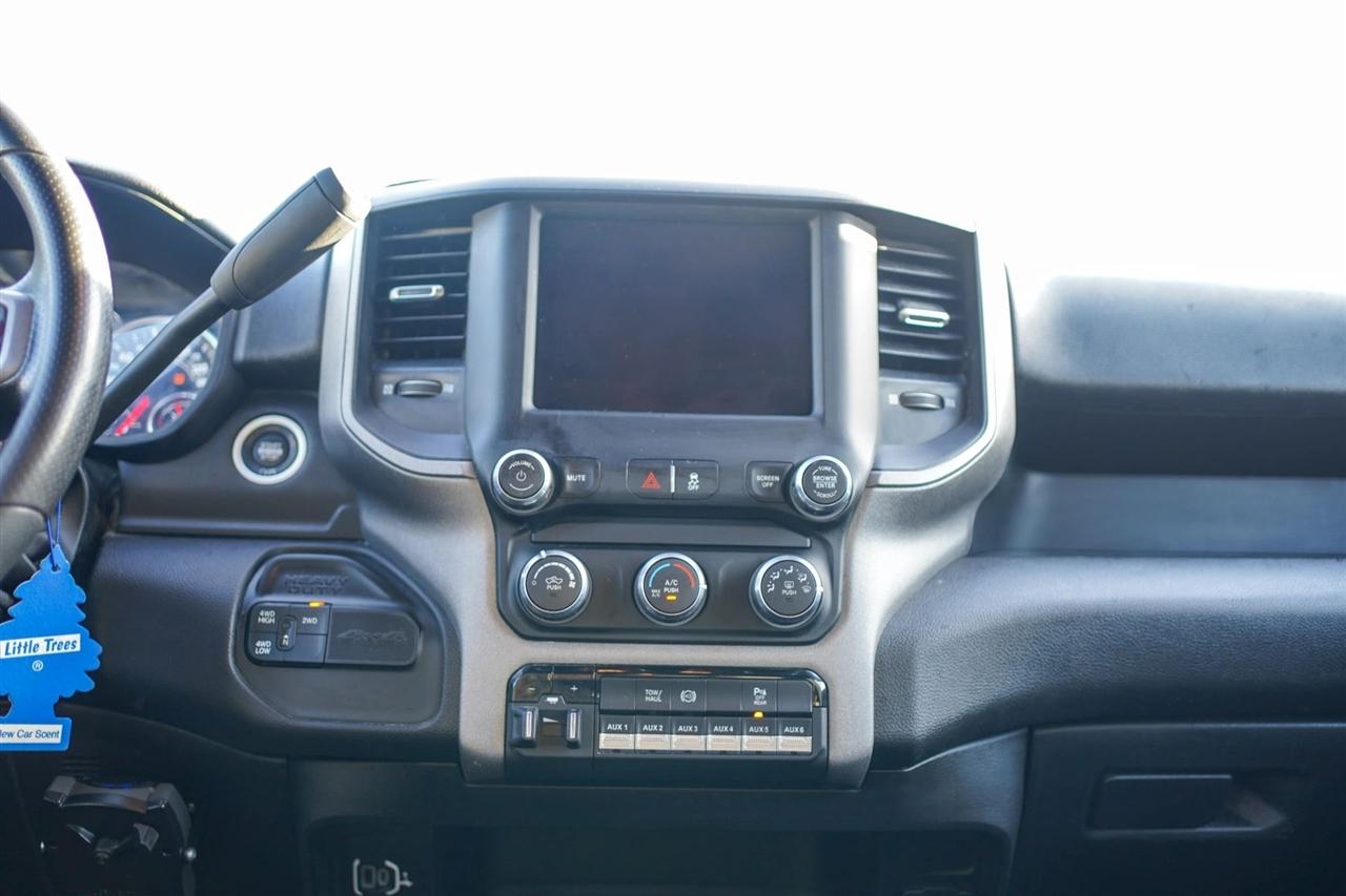 RAM 2500 Tradesman Crew Cab SWB 4WD 2024