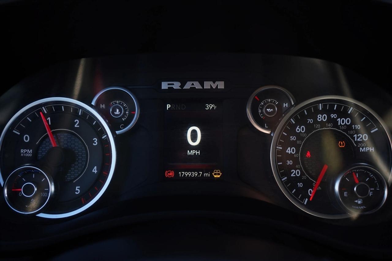 RAM 2500 Tradesman Crew Cab SWB 4WD 2024