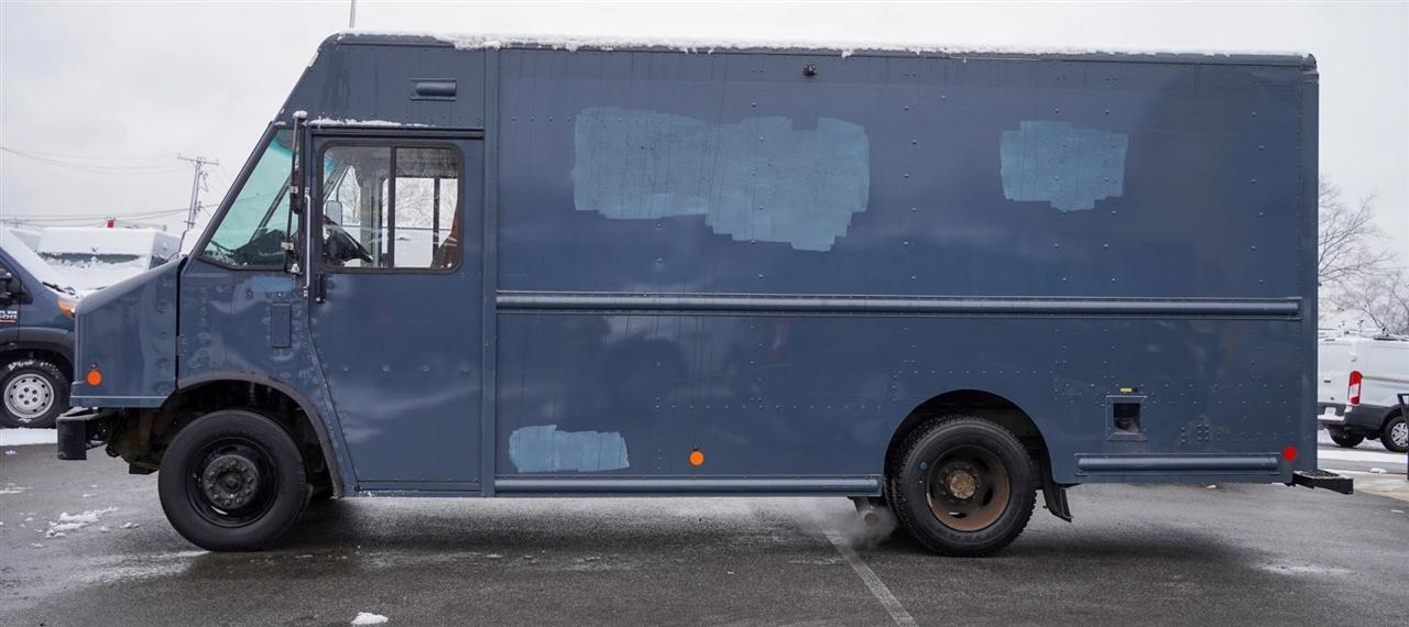 Ford Stripped Chassis  2020