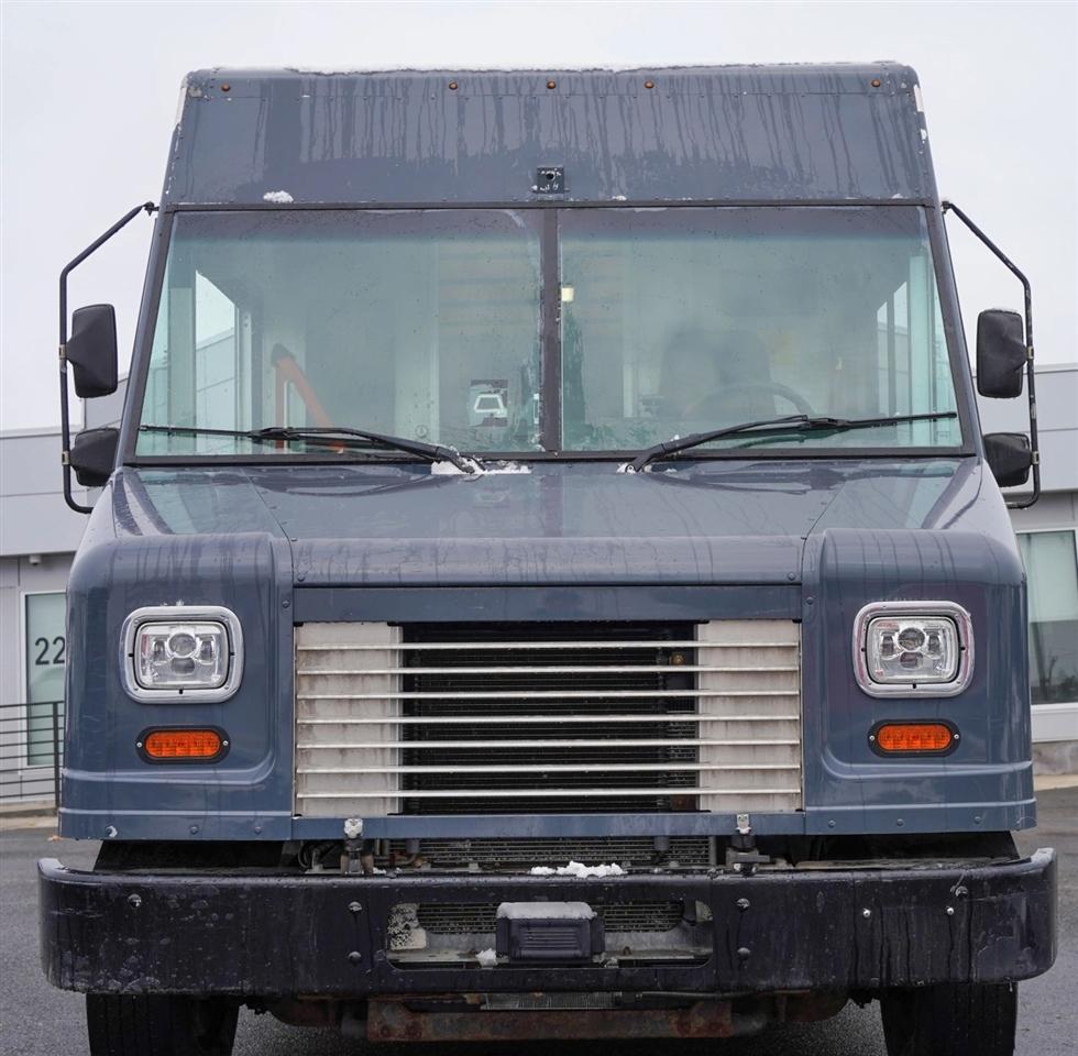 Ford Stripped Chassis  2020