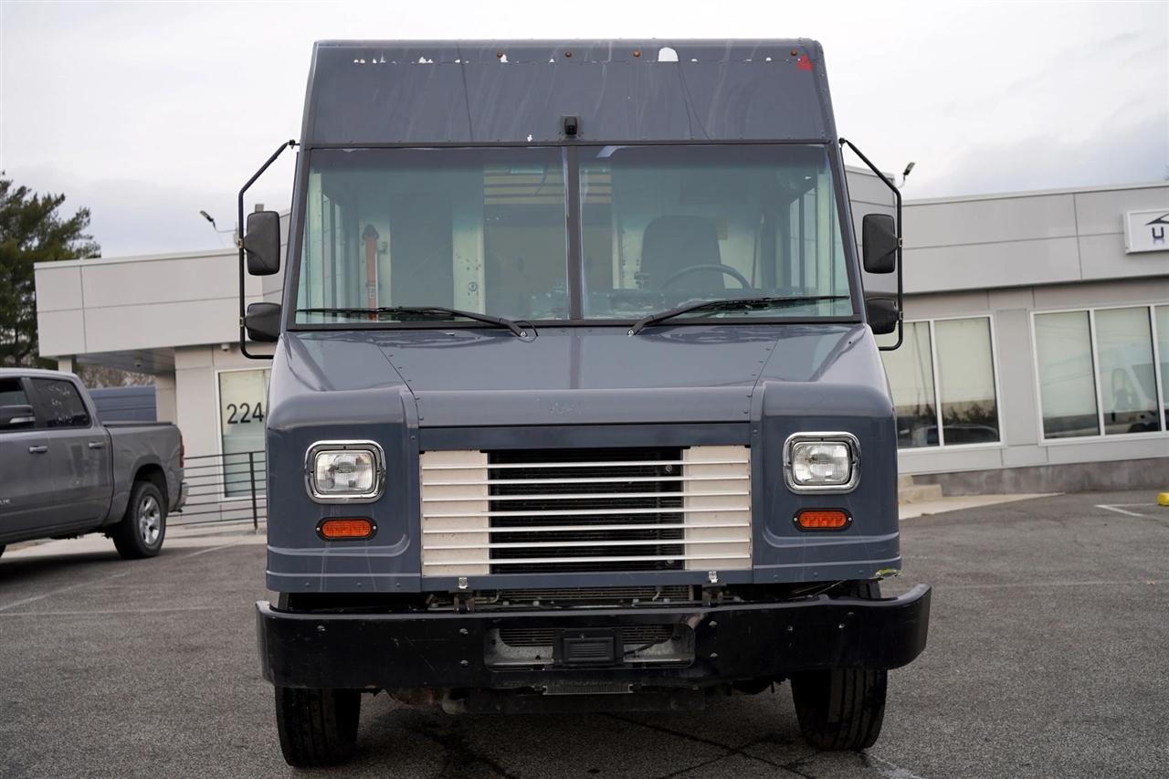 Ford Stripped Chassis  2020