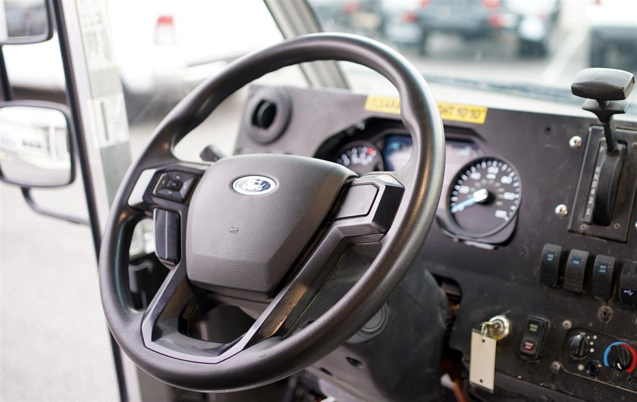 Ford Stripped Chassis  2020