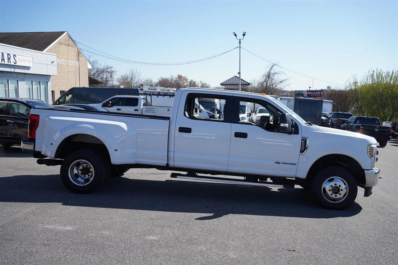 Ford F-350 SD XL Crew Cab Long Bed DRW 4WD 2019