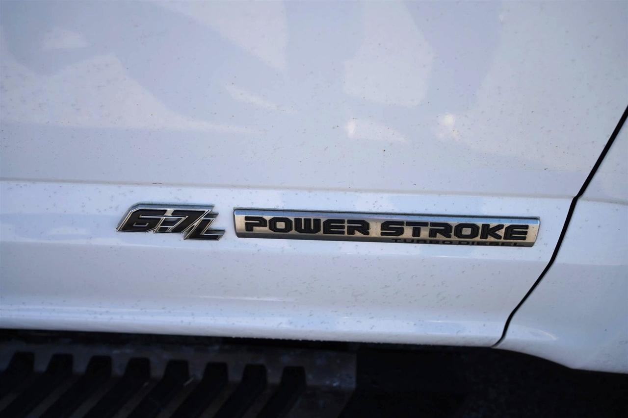 Ford F-350 SD XL Crew Cab Long Bed DRW 4WD 2019