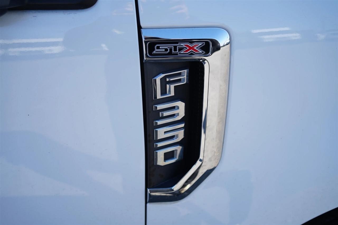 Ford F-350 SD XL Crew Cab Long Bed DRW 4WD 2019