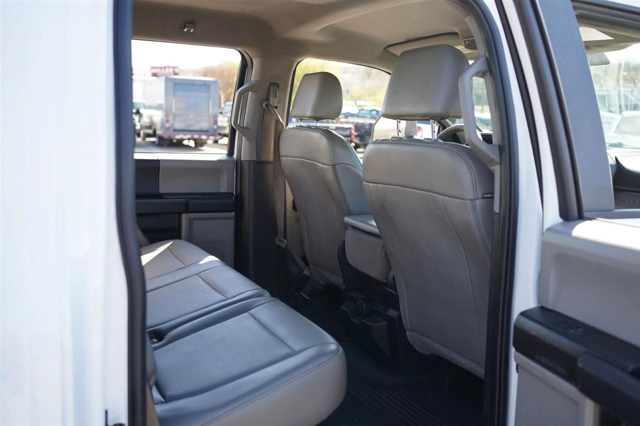 Ford F-350 SD XL Crew Cab Long Bed DRW 4WD 2019