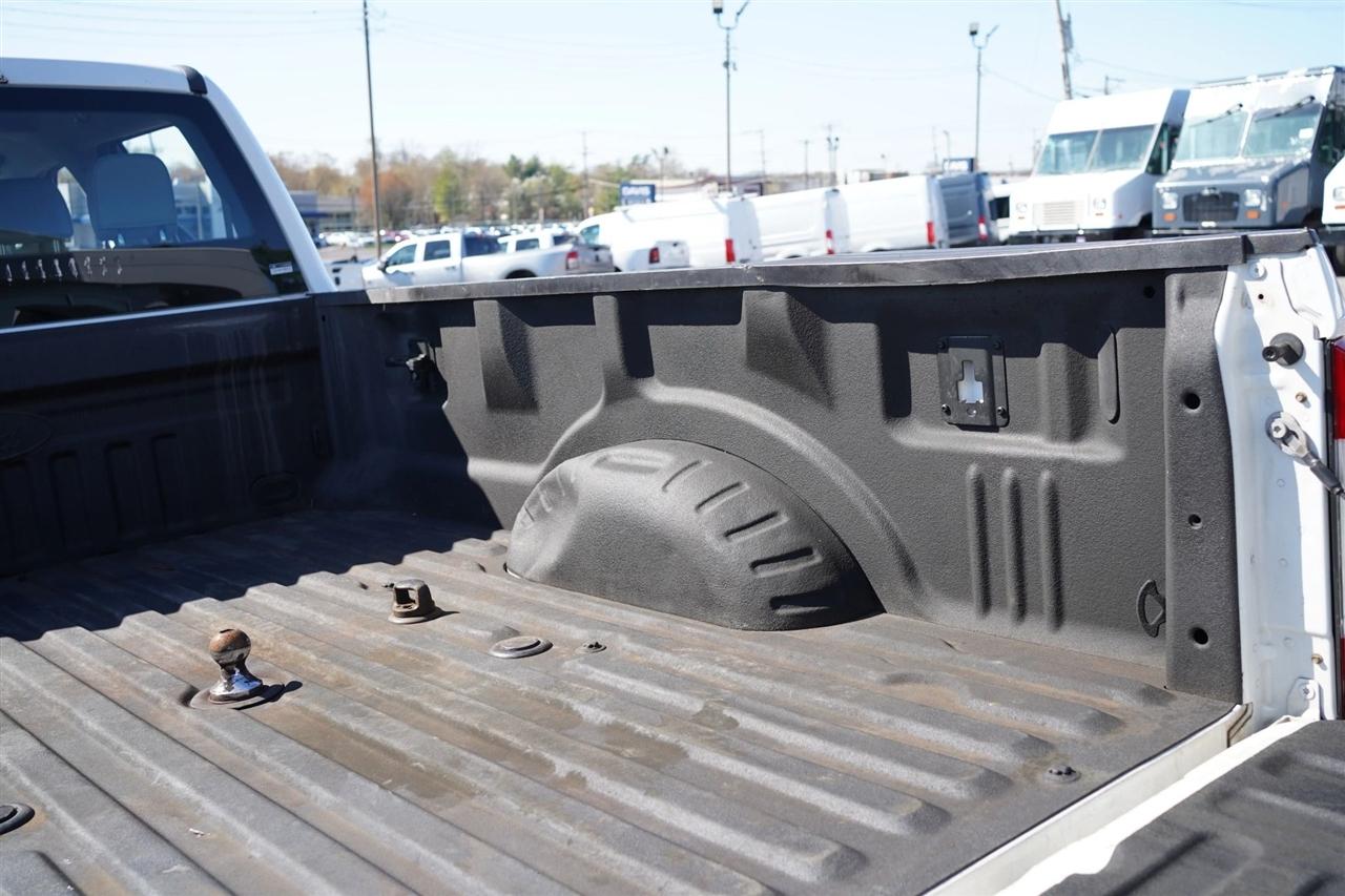 Ford F-350 SD XL Crew Cab Long Bed DRW 4WD 2019