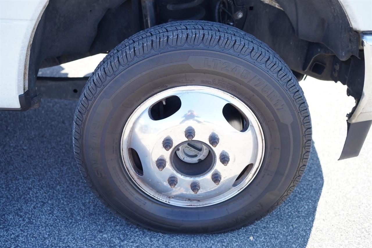 Ford F-350 SD XL Crew Cab Long Bed DRW 4WD 2019