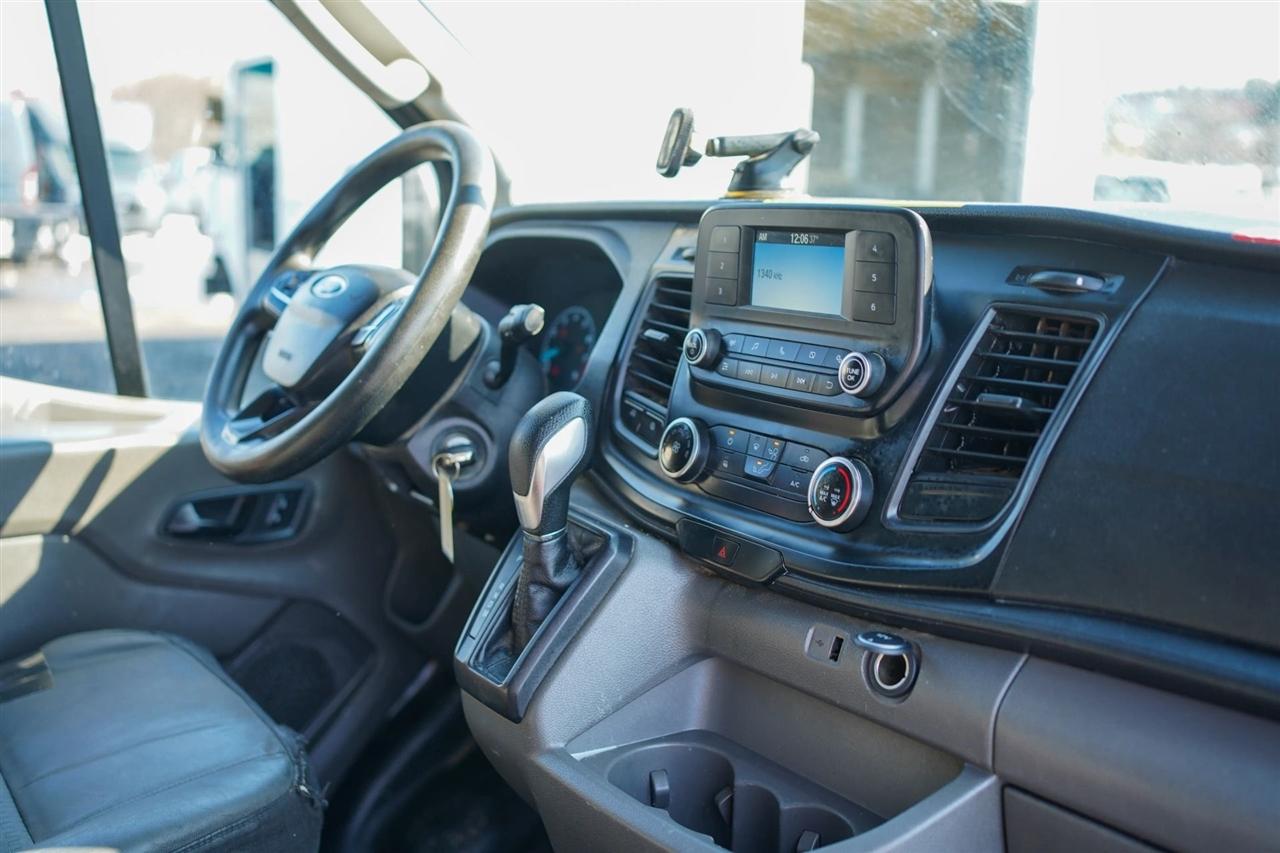 Ford Transit 250 Van High Roof w/Sliding Pass. 148-in. WB EL 2020