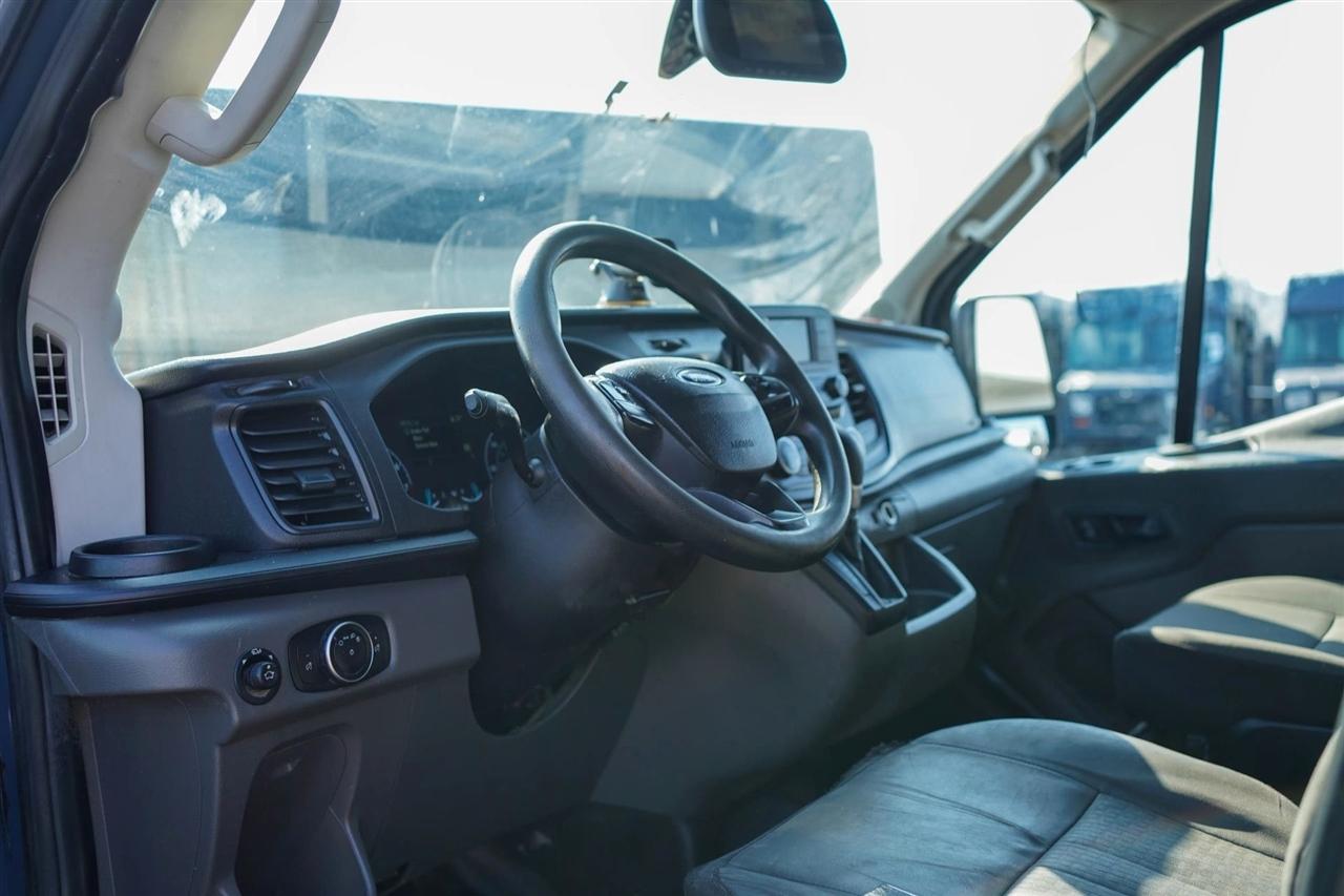 Ford Transit 250 Van High Roof w/Sliding Pass. 148-in. WB EL 2020