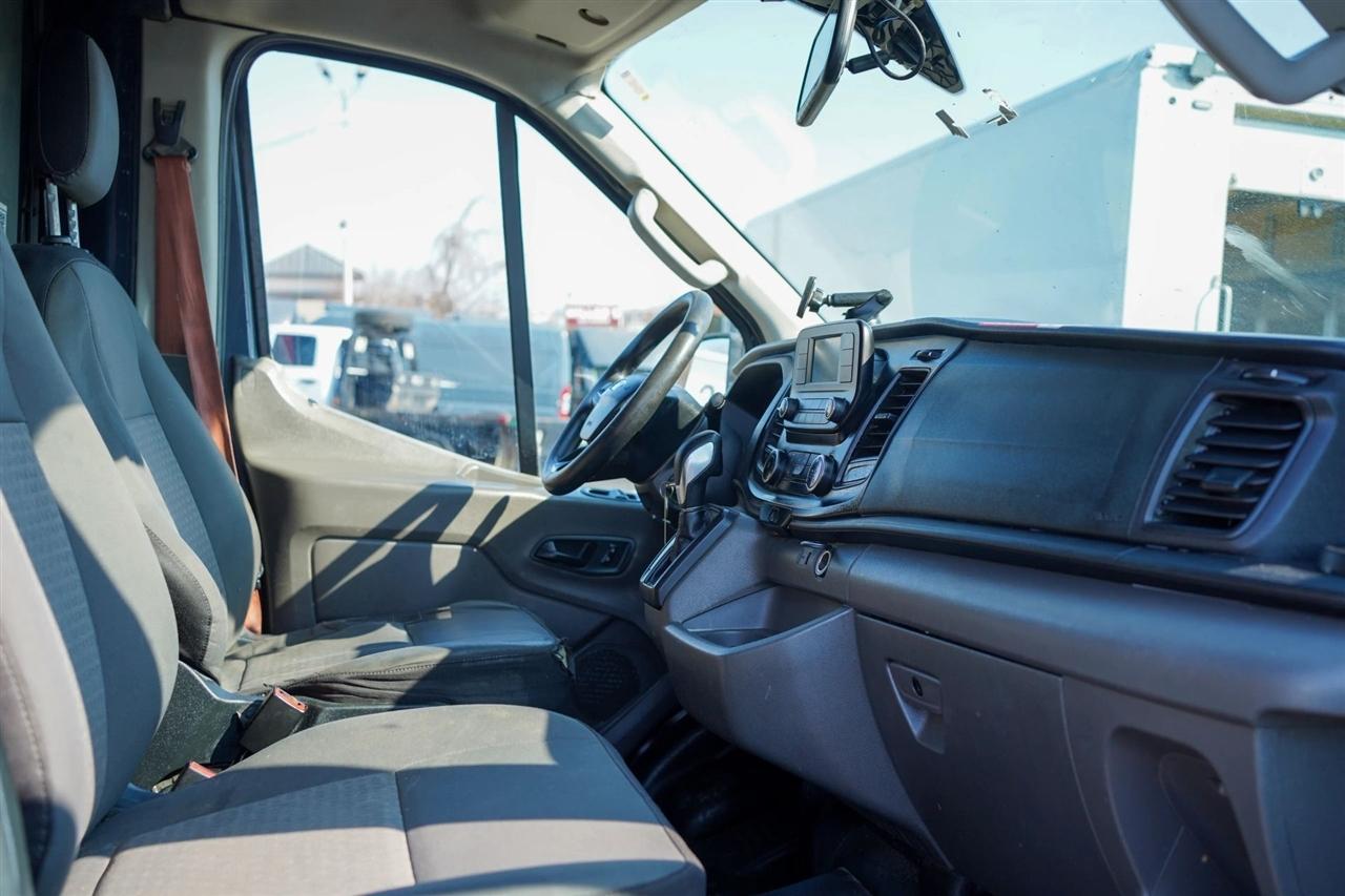 Ford Transit 250 Van High Roof w/Sliding Pass. 148-in. WB EL 2020