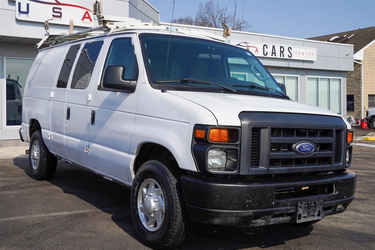 Ford Econoline E-250 2014