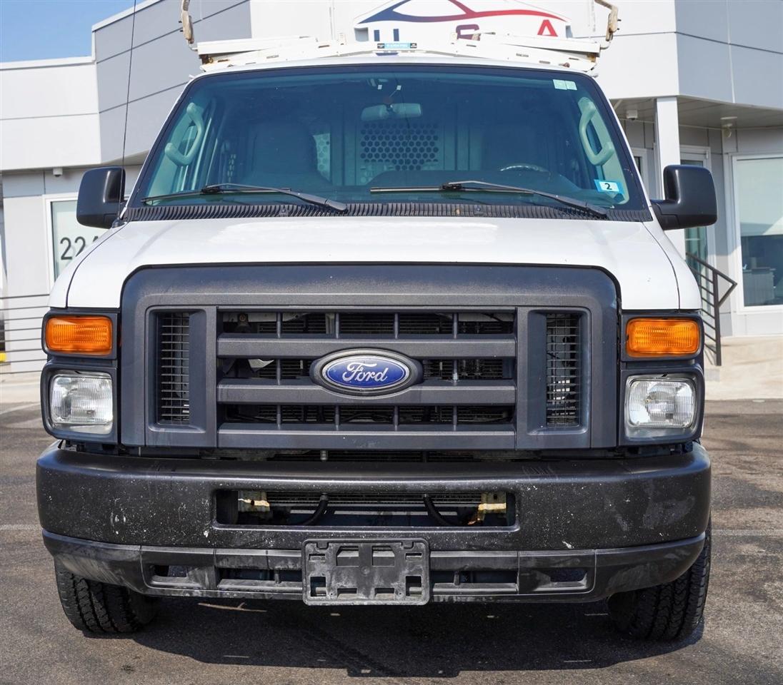 Ford Econoline E-250 2014