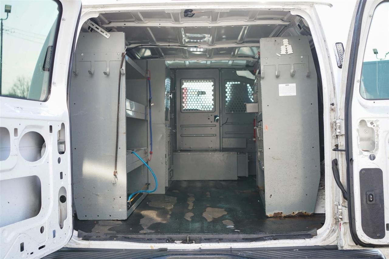 Ford Econoline E-250 2014