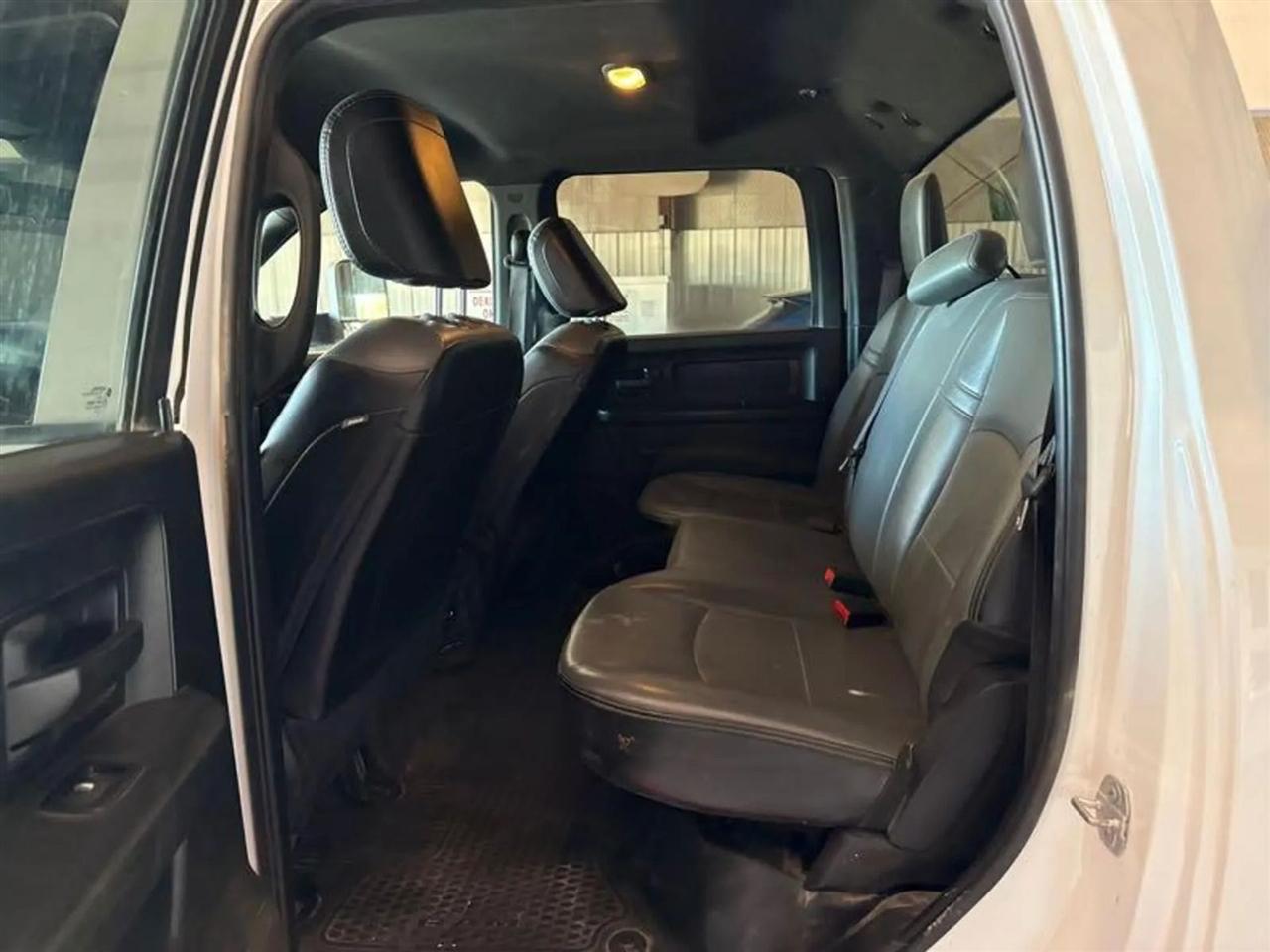 RAM 2500 Tradesman Crew Cab LWB 4WD 2022