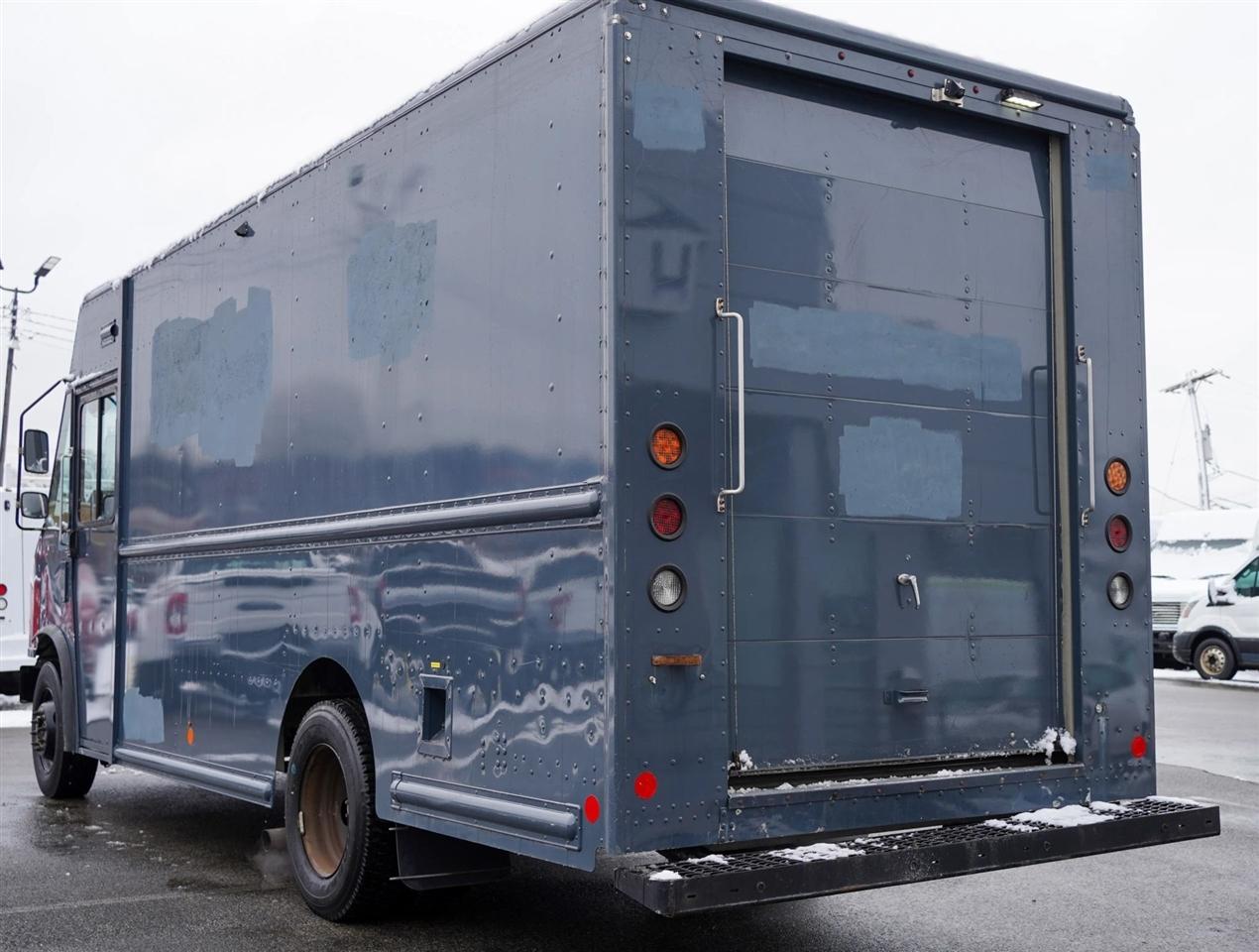 Ford Stripped Chassis  2020