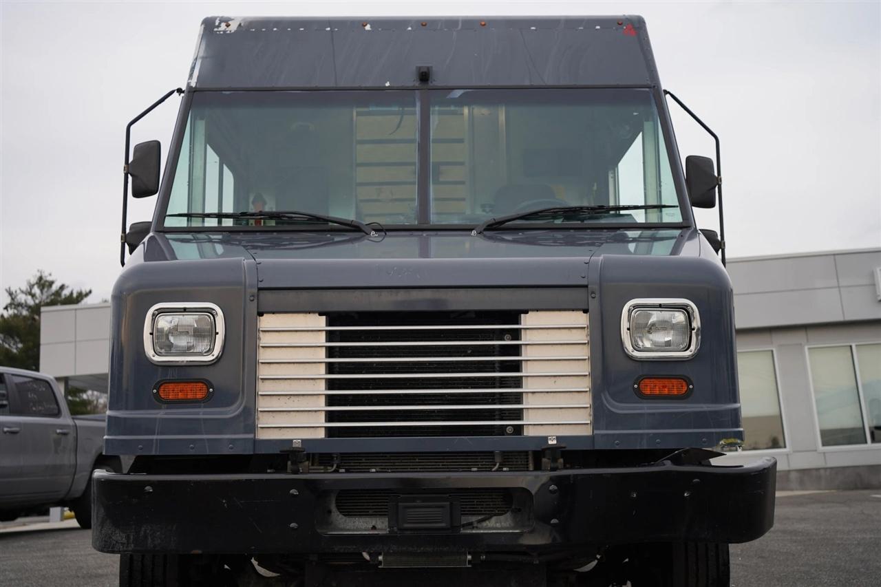 Ford Stripped Chassis  2020