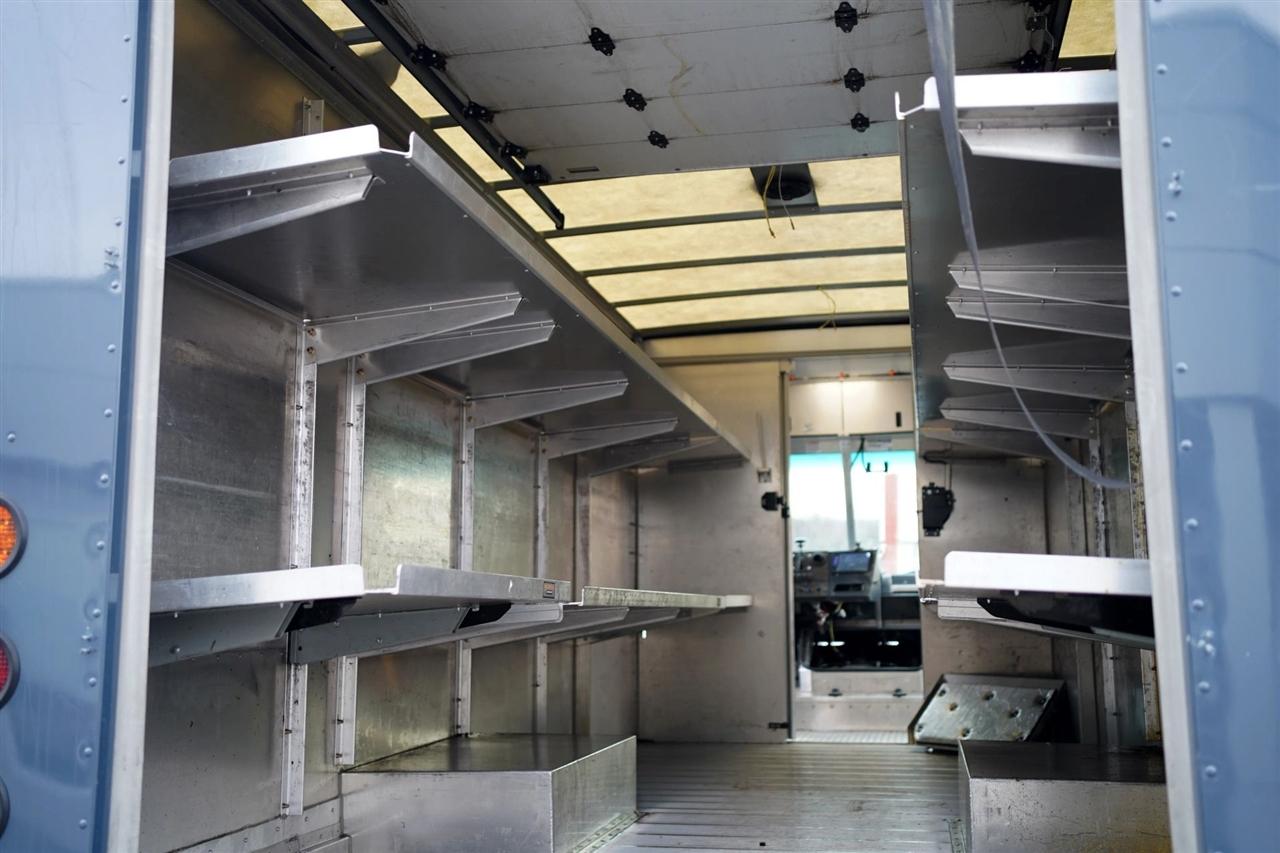 Ford Stripped Chassis  2020