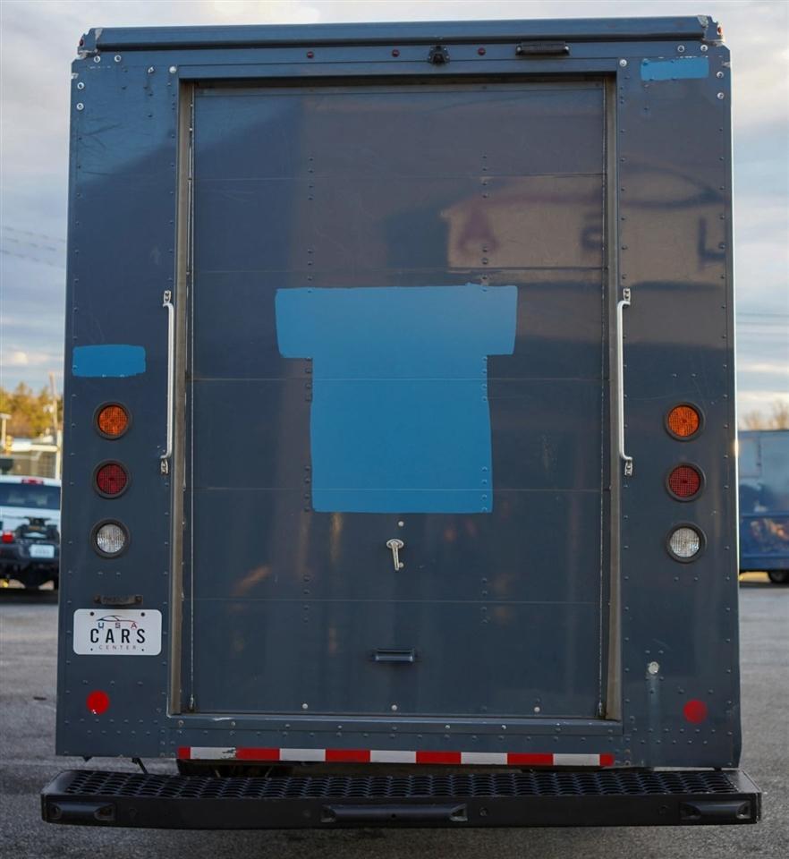 Ford Stripped Chassis  2020