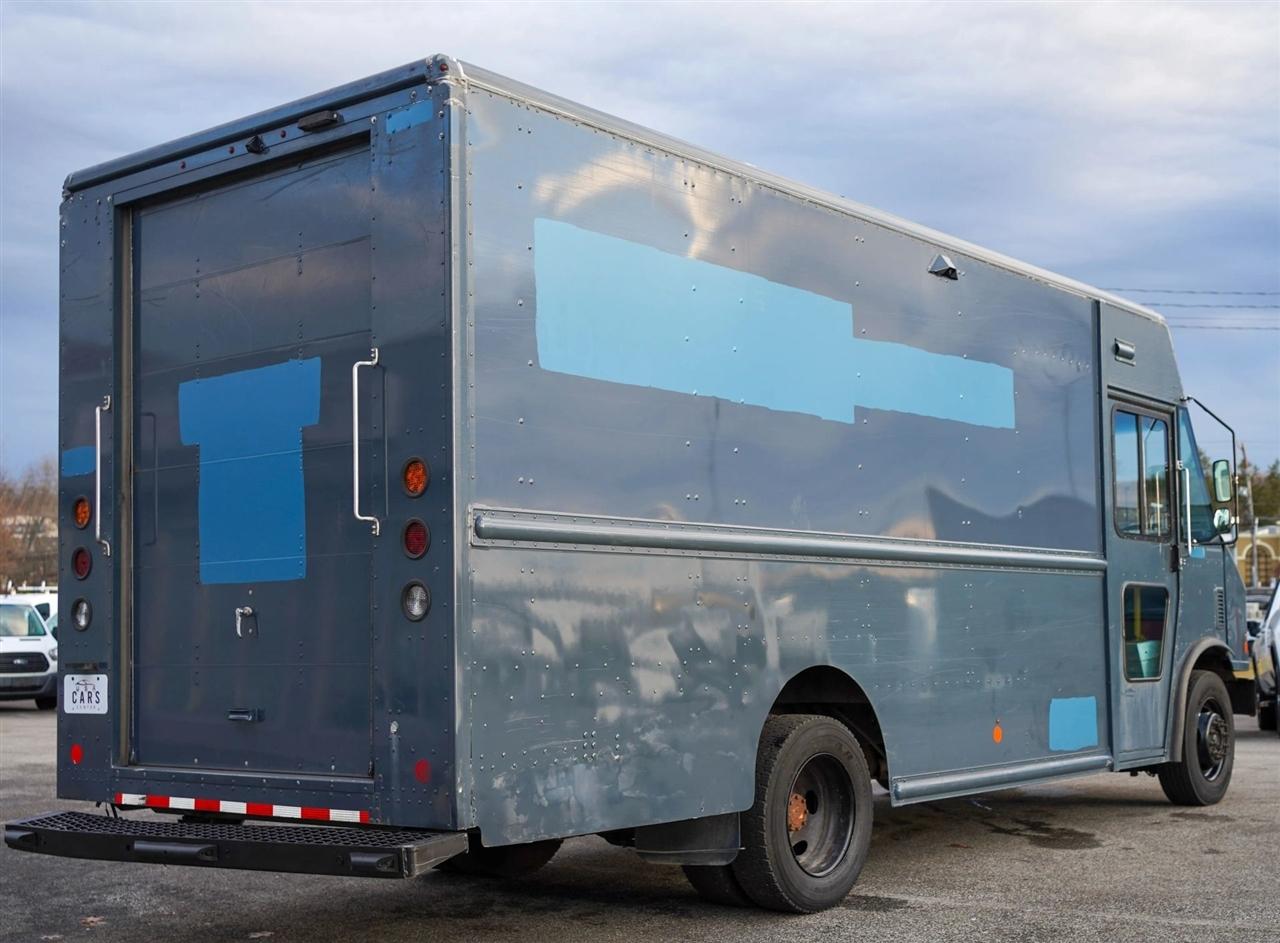 Ford Stripped Chassis  2020