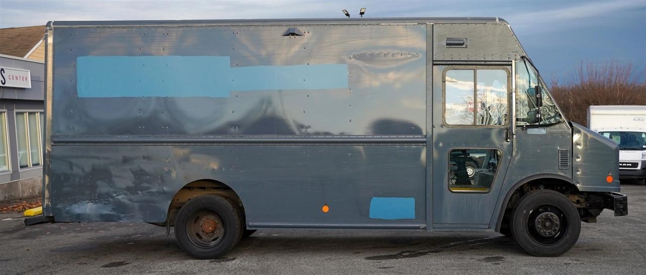 Ford Stripped Chassis  2020