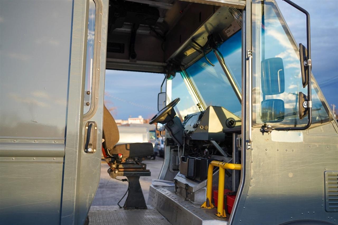 Ford Stripped Chassis  2020