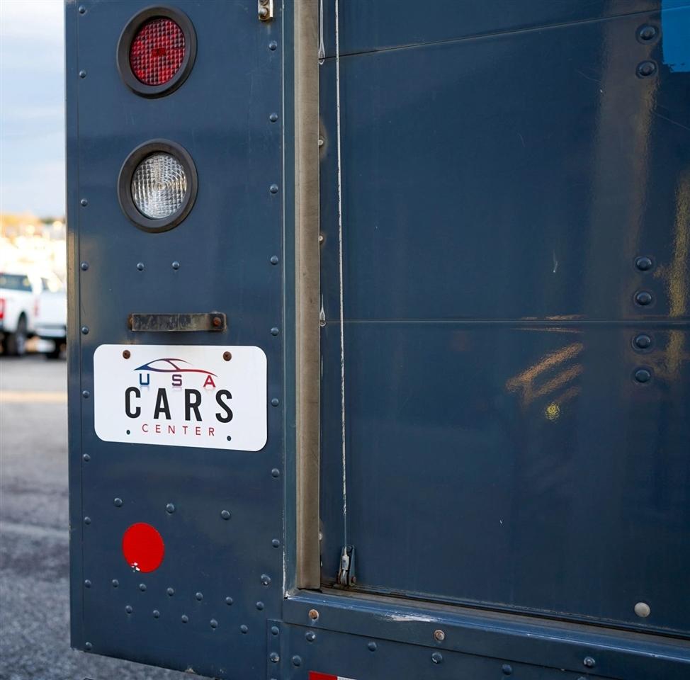 Ford Stripped Chassis  2020