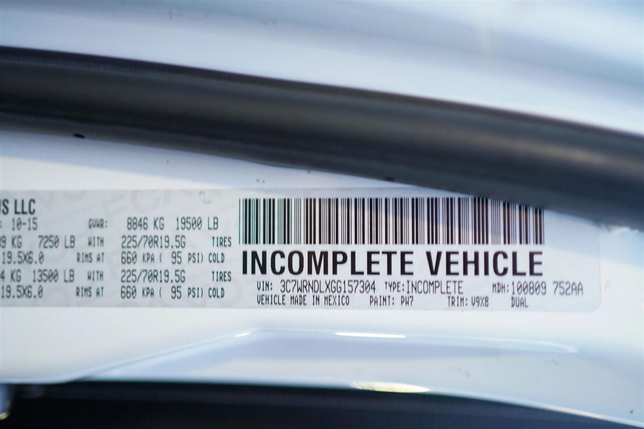 RAM 5500 Regular Cab LWB 4WD DRW 2016