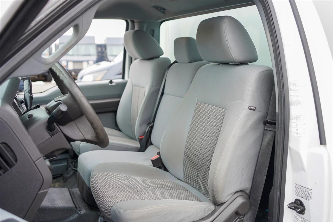 Ford F-550 Regular Cab DRW 2WD 2016