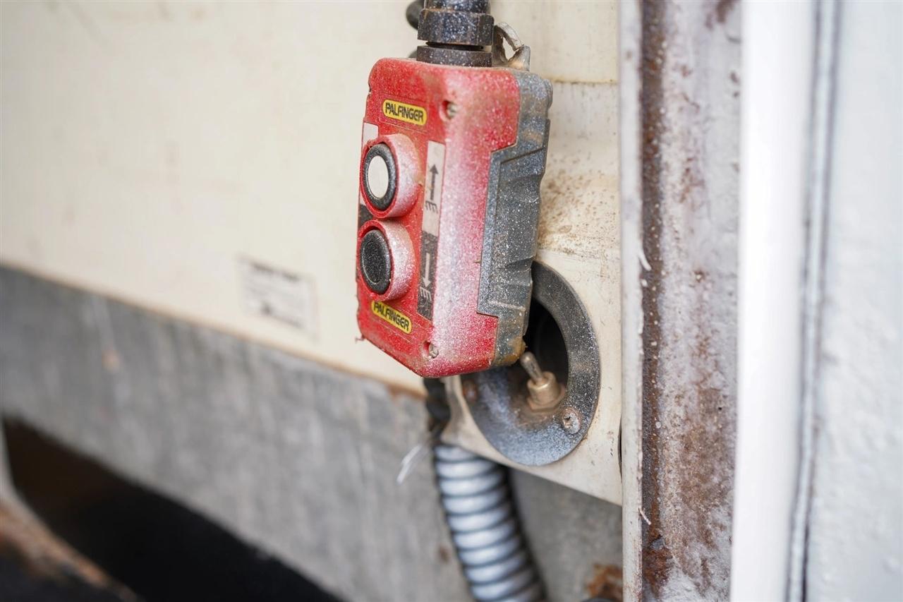 Ford F-550 Regular Cab DRW 2WD 2016