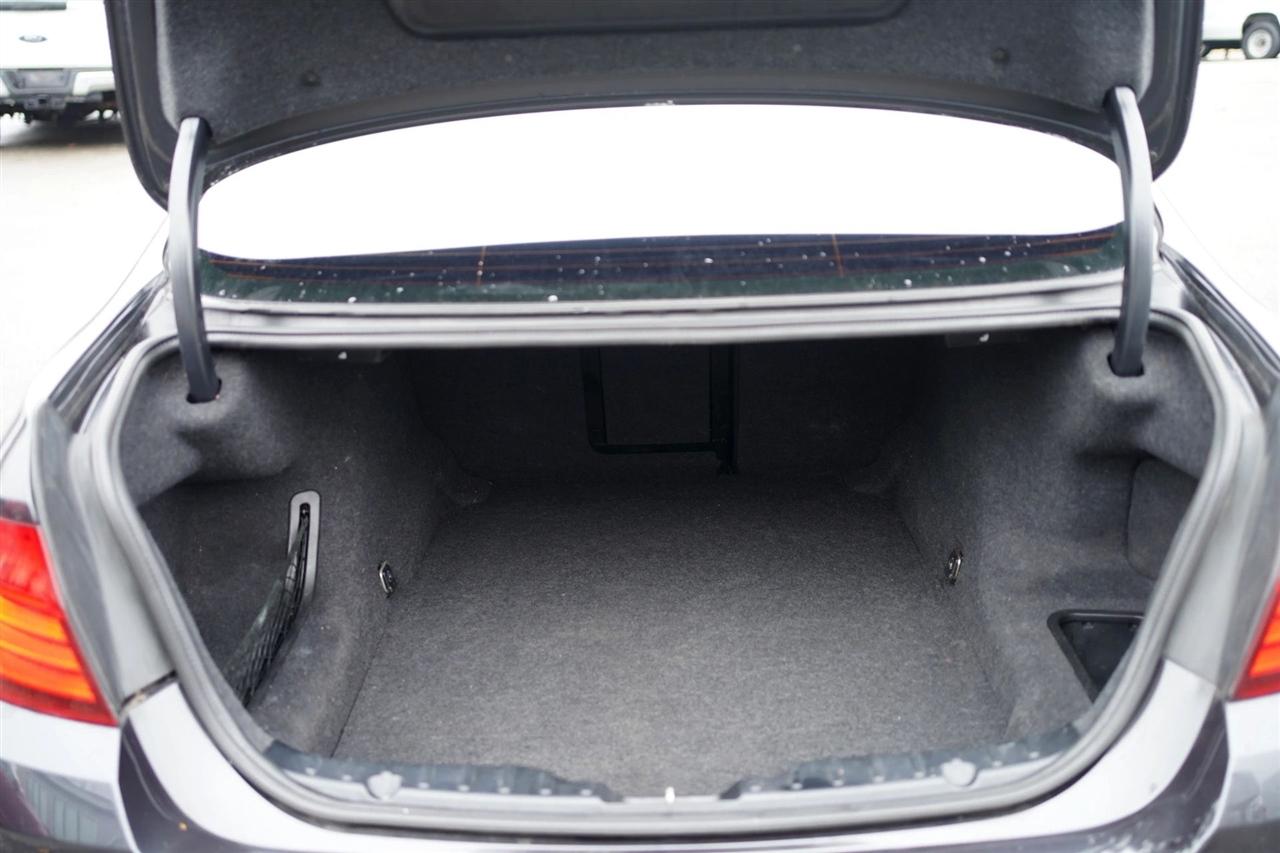 BMW 5-Series 535i xDrive 2014