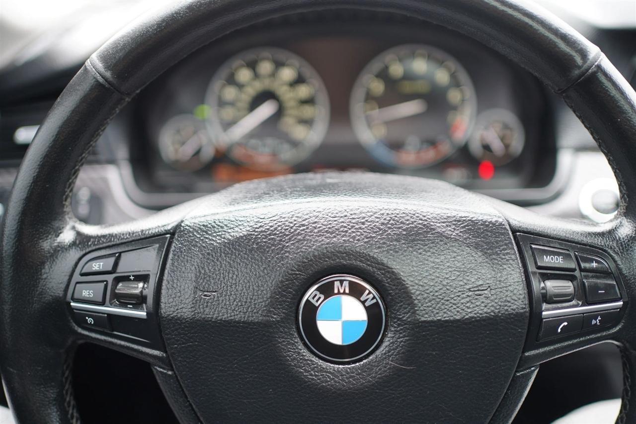 BMW 5-Series 535i xDrive 2014