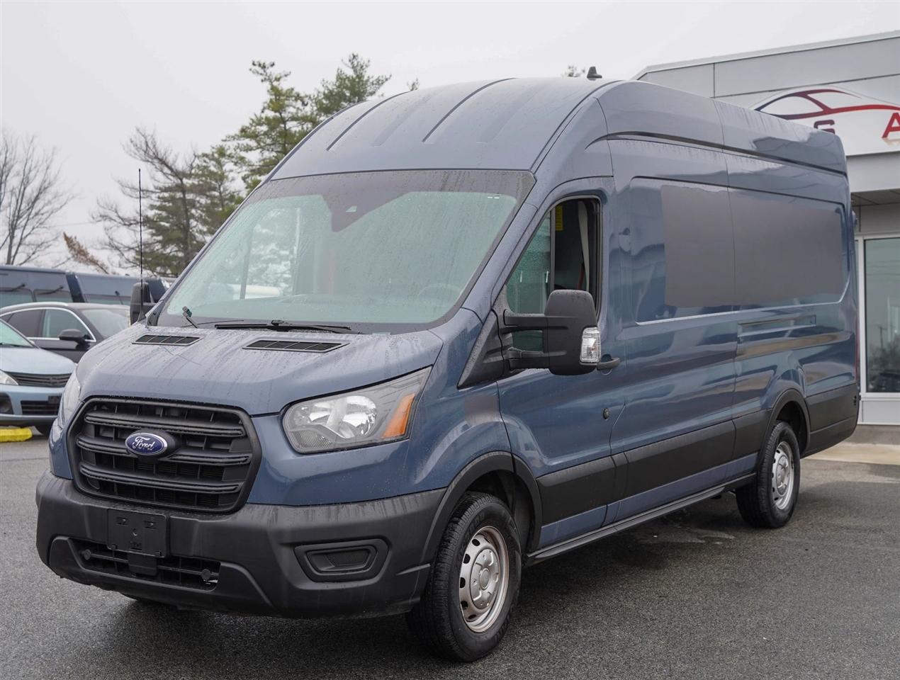 Ford Transit 250 Van High Roof w/Sliding Pass. 148-in. WB EL 2020