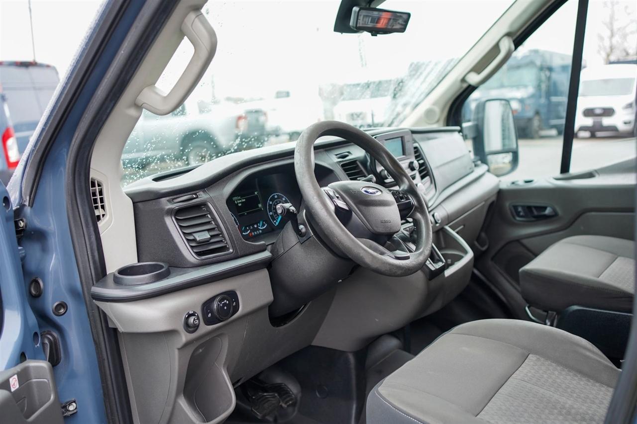 Ford Transit 250 Van High Roof w/Sliding Pass. 148-in. WB EL 2020