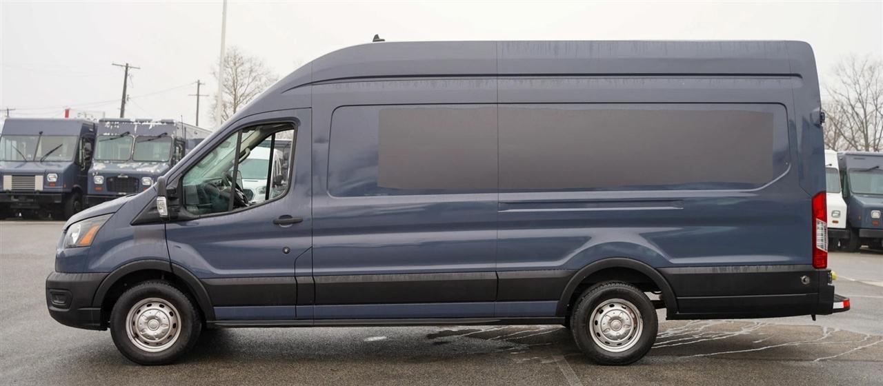 Ford Transit 250 Van High Roof w/Sliding Pass. 148-in. WB EL 2020