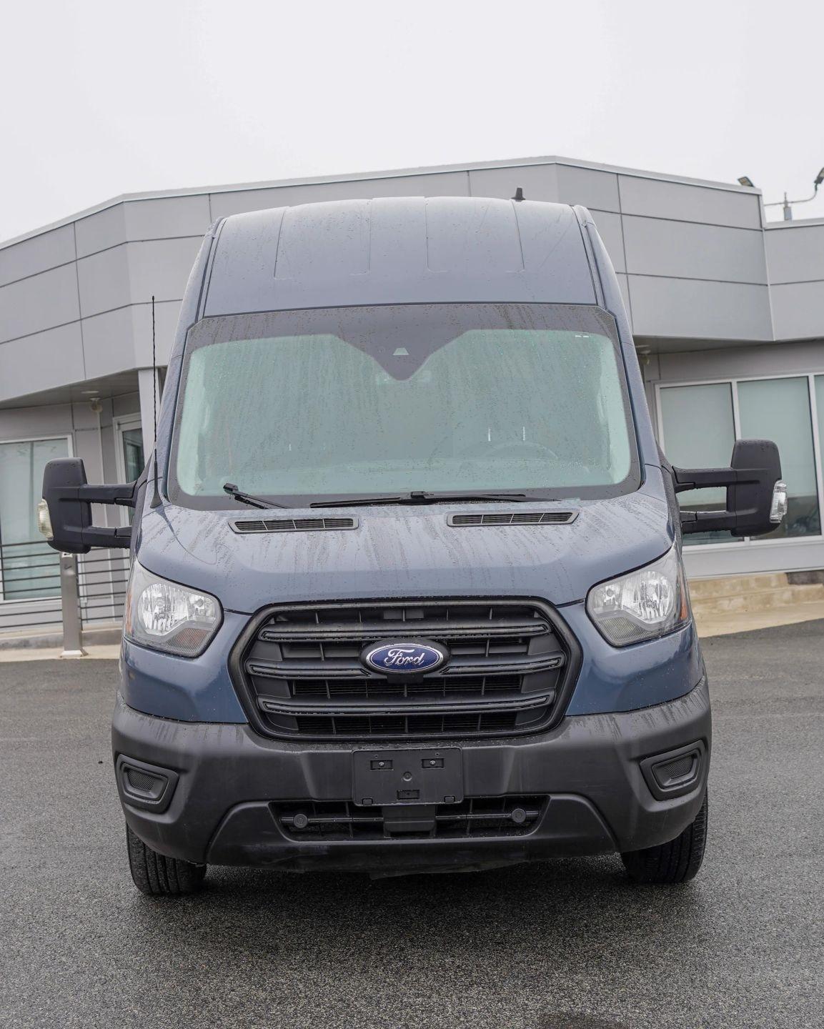 Ford Transit 250 Van High Roof w/Sliding Pass. 148-in. WB EL 2020