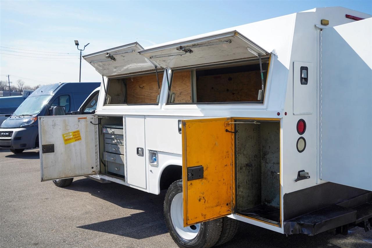 Ford F-550 Regular Cab DRW 4WD 2016