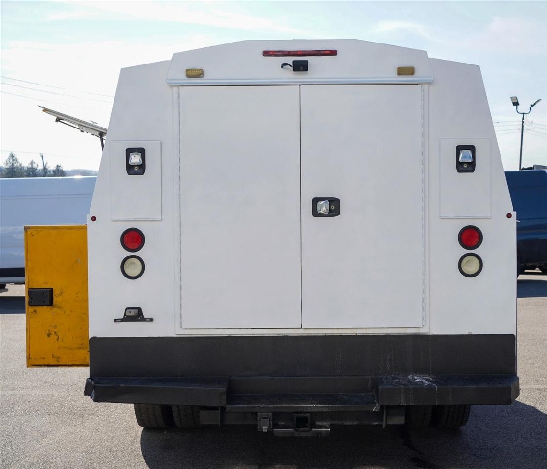 Ford F-550 Regular Cab DRW 4WD 2016