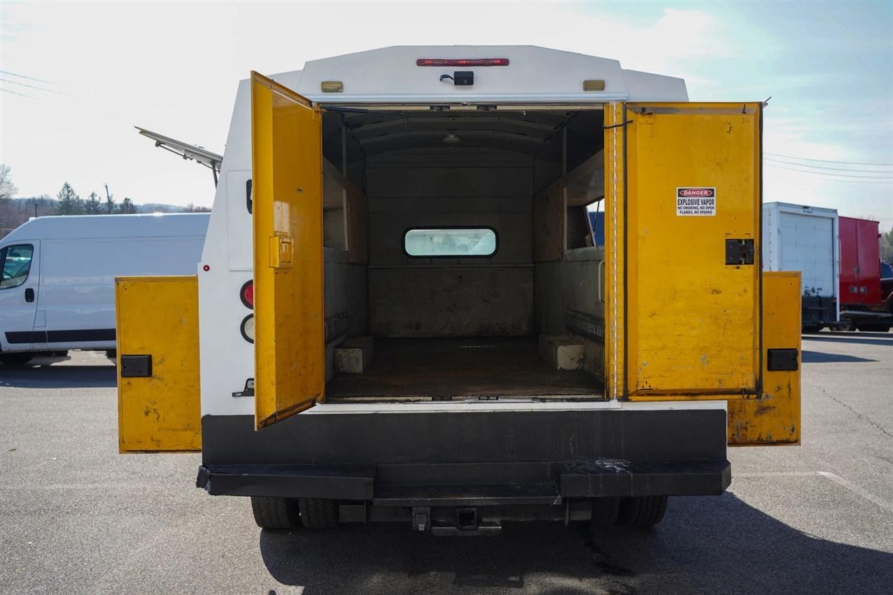 Ford F-550 Regular Cab DRW 4WD 2016