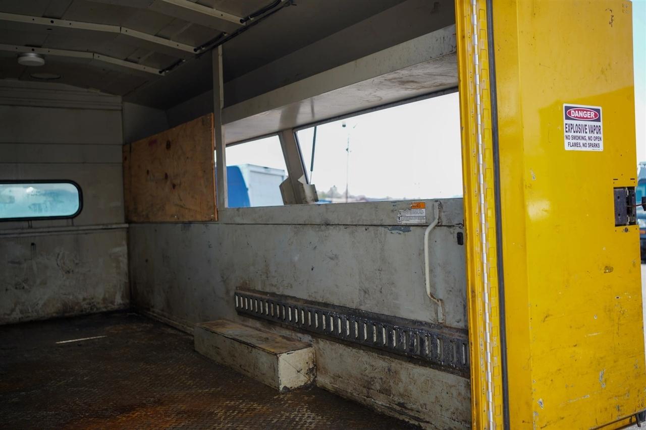 Ford F-550 Regular Cab DRW 4WD 2016