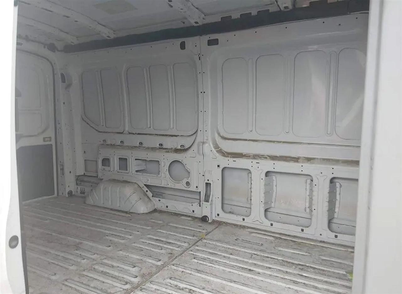 Ford Transit 250 Van Med. Roof w/Sliding Pass. 148-in. WB 2023