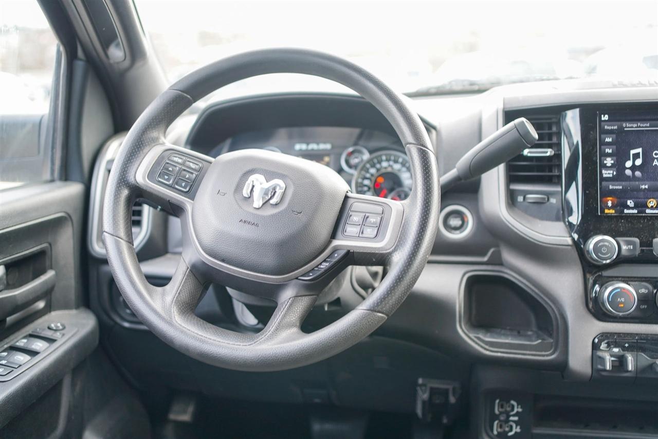 RAM 3500 Tradesman Crew Cab 4WD DRW 2021